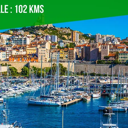 Oasis Provencale - Clim - Wifi - Parking Gratuit A 200m Avignon
