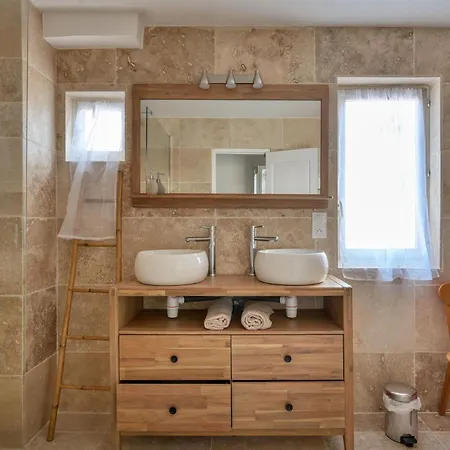 Apartment Oasis Provencale - Clim - Wifi - Parking Gratuit A 200m Avignon