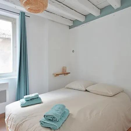 Oasis Provencale - Clim - Wifi - Parking Gratuit A 200m Avignon